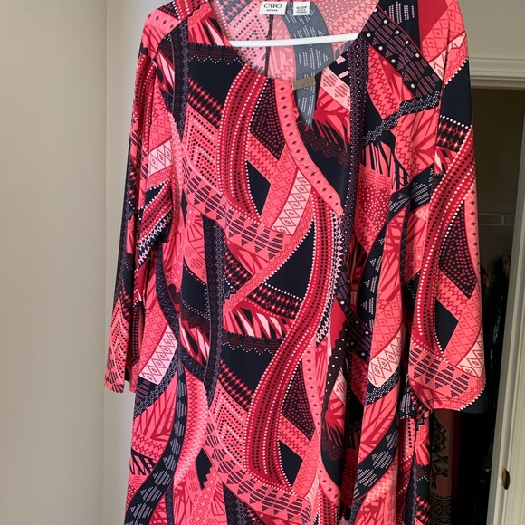 Flowy top - Picture 2 of 5